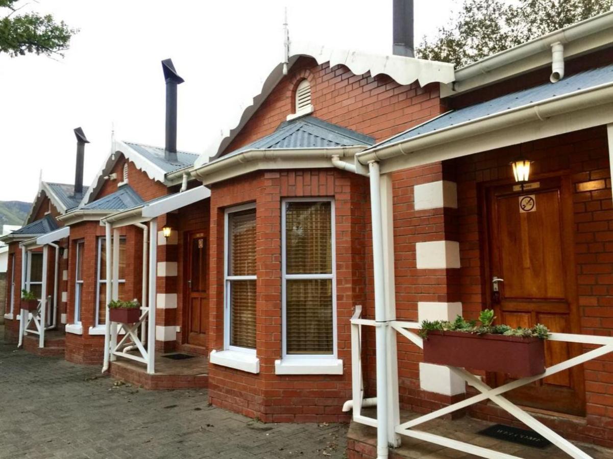 Tom'S Place Guest House Harrismith Exterior photo